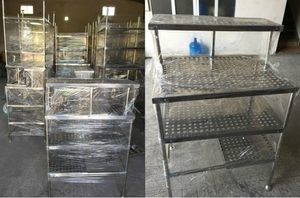 Bàn inox đựng bát bẩn chuyên dụng trong nhà bếp